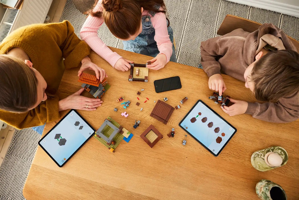 The Pillager Outpost and Ravager - Minecraft (21278)