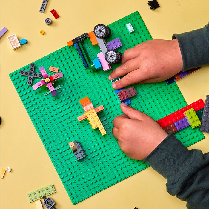 Green Baseplate - Classic 4+ (11023)